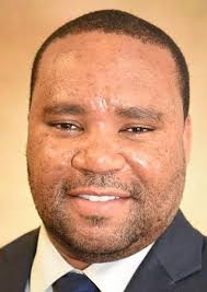 City moves top staffers to new jobs