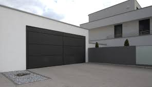 Hormann Garagentor Verkleidet Mit Trespa Garagentor Hormann Garagentor Fertiggaragen