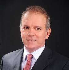 Fernando Cezar de Almeida Lins