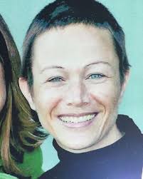 Jennifer Lingo's Instagram, Twitter & Facebook