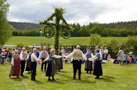 Видео midsommar, små grodorna канала mid summer. Midsommarst C3 A5ng Twitter Search
