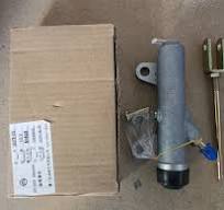 Original Golden Dragon Bus Spare Parts Auto Clutch Pump 1604TR-030 Golden  Dragon Clutch Master Slave Cylinder