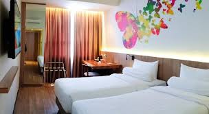 Apapun tujuan kamu ke palembang, baik liburan atau urusan bisnis, sendiri, sekeluarga, atau berdua sama pasangan, nginep di reddoorz bakal bikin liburan kamu makin asik karena bisa nginep di hotel. The Zuri Hotel Palembang In Indonesia Room Deals Photos Reviews