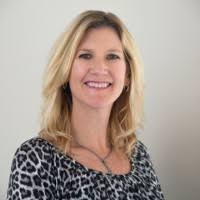 Wendy Petro's Instagram, Twitter & Facebook