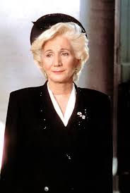 A vencedora de um óscar pela atuação no filme feitiço da lua (1987) tinha 89 anos. Picture Of Steel Magnolias Steel Magnolias Girls Night Movies Girl Movies