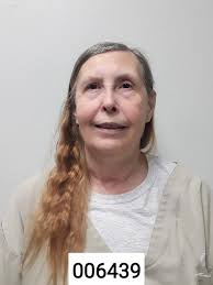 Debra Talbott's Instagram, Twitter & Facebook