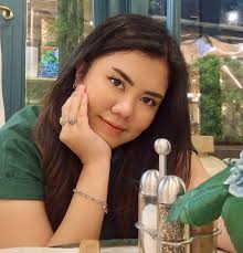 Tragis! Rumah Pasangan Selebriti Leighton Meester dan Adam Brody Habis  Terbakar