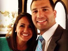 WMBD-TV news anchors Clay Gordon and Lindsey Mills announce wedding plans