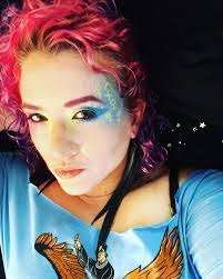 Casey Dickey's Instagram, Twitter & Facebook