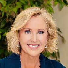 Heidi Babcock's Instagram, Twitter & Facebook