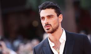 حياته ومرضه إقرأ أيضاً : Ù…ÙŠØ´ÙŠÙ„ Ù…ÙˆØ±ÙˆÙ†ÙŠ Ø£Ø«Ø§Ø± Ø§Ù„Ø¬Ø¯Ù„ Ø¨Ù…Ù…Ø§Ø±Ø³ØªÙ‡ Ø§Ù„Ø¬Ù†Ø³ ÙÙŠ ÙÙŠÙ„Ù…Ù‡ ÙˆØ¹Ø§Ø´ ØµØ¯Ù…Ø© Ø¨Ø¹Ø¯ Ø·Ù„Ø§Ù‚Ù‡ Ù…Ù† Ø²ÙˆØ¬ØªÙ‡ Ø§Ù„Ù„Ø¨Ù†Ø§Ù†ÙŠØ©