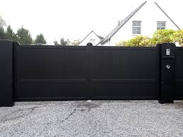 Designed to function effectively, even in the. Aluminium Gate Modern Aluminium Gates Modern Front Yard Front Yard Fence