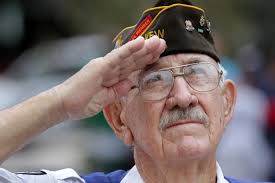 Westhoff students thank veterans with music, lunch