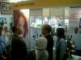 This category is located at category:ministry of domestic trade and consumer affairs (malaysia). Qnet On Twitter Dato Sri Ismail Sabri Minister Of Domestic Trade And Cooperative Consumerism Visited Qnet Booth At Mibex Pavillion Http T Co Hgdlj6y5