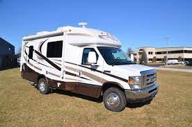 20 ft class c rv. Best Compact Class C Motorhomes Scenic Pathways