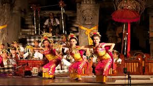 Bali | tari pendet pada awalnya merupakan tari pemujaan yang banyak diperagakan di pura, tempat ibadat umat hindu di bali, indonesia. Get To Know Pendet Dance Timeless Balinese Culture Bali Theatre