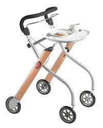 Dieser wohnungsrollator hat ein gutes dieser rollator für die wohnung ist nicht erst seid ein paar wochen auf dem markt. Indoor Rollator Let S Go Inkl Korb U Tablett Sanitaetshaus 24 De