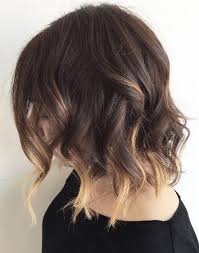 This is a great hairstyle if you want to show off your brown hair and blonde highlights. 15 Trendy And Chic Balayage Ideas On Short Hair Styleoholic