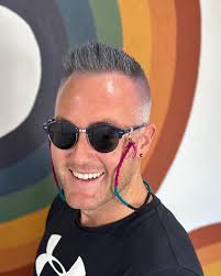 Reno Tahoe Hairstylist & PMU (@branding.parlor) • Photos et vidéos Instagram