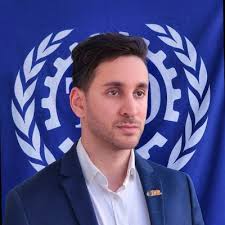 Master Network Administration: Key Responsibilities & Career Tips