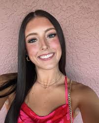 Kaitlyn Hebert (@kaitlynheberttt) • Instagram photos and videos