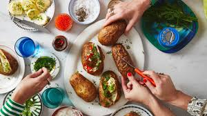 She would arrange everything from the seating arrangements to the food and drink for each course. How To Host A Dinner Party Without Losing Your Mind According To Alison Roman Bon Appetit