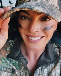 Pink moon tonight 🩷