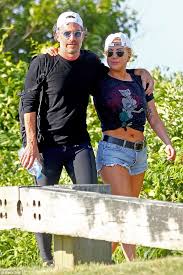 Meeting in a los angeles restaurant, the two. Lady Gaga And Boyfriend Christian Carino In The Hamptons Daily Mail Online