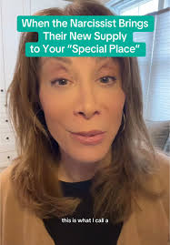 Understanding Narcissists and Their Manipulative Tactics