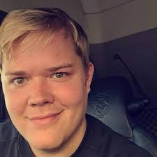 Average cost of a meal at a restaurant: 🇨🇭 Switzerland: $40 🇳🇴 Norway:  $35 🇩🇰 Denmark: $32 🇸🇪 Sweden: $30 🇫🇷 France: $28 🇦🇺 Australia: $27  🇯🇵 Japan: $26 🇮🇪 Ireland: $25