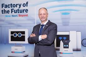 View profile, contact info, product catalog credit report of lks (m) sdn. Roland Keller Regional President For Asean And Oceania Of Bosch Rexroth