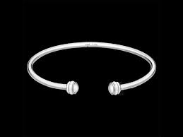 Shop for mens bracelets on amazon.com. Piaget Devoile Un Bracelet En Or Blanc Pour Homme Journal Du Luxe Fr Actualite Du Luxe
