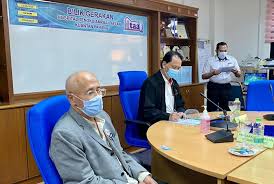 Alhamdulillah, suncrox solar malaysia dapat berkhidmat bersama kumpulan yang terdiri daripada ngo, individu dan institusi yang ingin menambahbaik proses. Noor Hisham Abdullah On Twitter Saya Berkesempatan Pada Petang Ini Meluangkan Masa Utk Bertemu Dgn Pakar2 Klinikal Ketua2 Jabatan Di Hospital Tengku Ampuan Afzan Kuantan Pahang Taklimat Kesiapsiagaan Menghadapi Pandemik Covid 19
