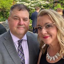 Happy National Pie Day! It's the 3.14 kind, BUT what's your favorite flavor  of pie? I'll start: Apple with Whipped Cream ~Moose