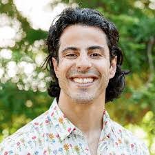 Scott Macias's Instagram, Twitter & Facebook