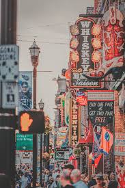 Top country & western bars in nashville, tn. Nashville At Night Top 10 Things To Do In Nashville At Night Passport To Eden In 2020 Western Wall Art City Aesthetic Photo Wall Collage