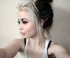 Ombre hair is a coloring effect in which the bottom portion of your hair looks lighter than the top portion. Pin On Ombre