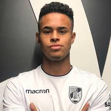 Christopher Olivares: "Me estoy acoplando rápido a los jugadores"