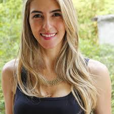 Beatriz Day's Instagram, Twitter & Facebook