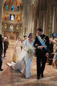 Открыть страницу «vowstory brautkleider» на facebook. Das Kleid Ist Vintage Die Braut Im Gluck Prinzessin Beatrice Hat Ganz Privat Ja Zu Edoardo Mapelli Mozzi Gesagt Stuttgarter Zeitung