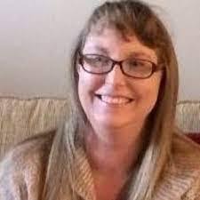 Cynthia Herold's Instagram, Twitter & Facebook