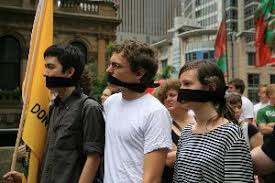 Australian government backs down over Internet filtering plans