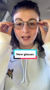 Unique Glasses Poses with Kira: Overcoming Self-Consciousness