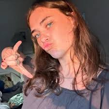 Anna Clare Morton (@annaclare222) • Threads, Say more