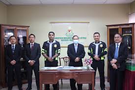 Sebuan pertama dilakukan di sebuah hotel di jalan pudu manakala operasi kedua di rumah kongsi dekat cyberjaya. Waktu Operasi Jabatan Imigresen Pkns Shah Alam