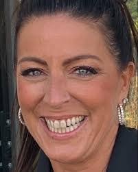 Leslie Sue's Instagram, Twitter & Facebook