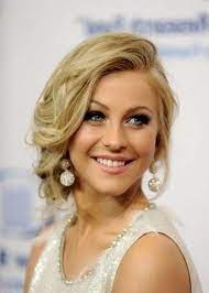 Best Wedding Hairstyles Updo For Round Face Brides 46 Ideas Medium Hair Styles Hair Styles Medium Length Hair Styles