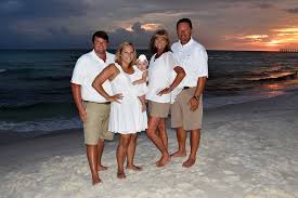 Family beach pictures in white and khaki. How To Look Awesome In Family Beach Photos Smiles Beach Photo