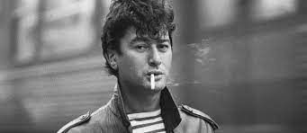 Leur premier album la trace est paru en 2019. Bashung Jeune European Music Music Film Singer