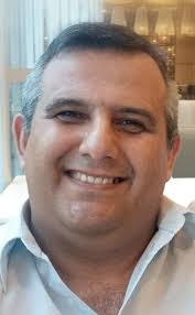 Etiqueta "César Luna" en La Nación